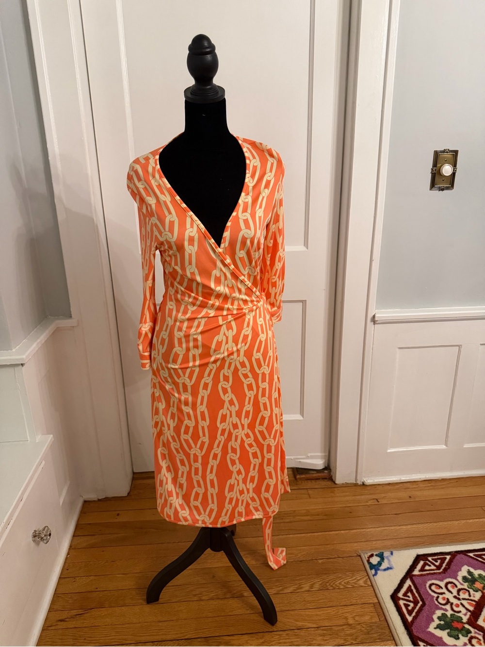 JB by Julie Brown Orange Chain-Print Wrap Midi Dress